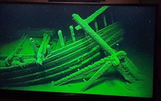 АРХЕОЛОГИЯ: останки древнейшего корабля