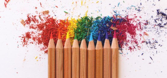 СВЕЧИ: цветные с помощью карандашей